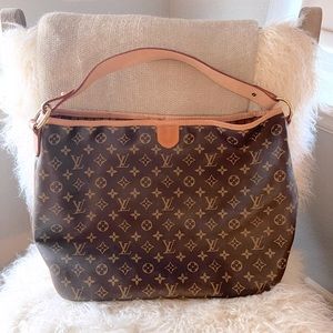 Monogram Canvas Delightful MM Louis Vuitton bag ✨